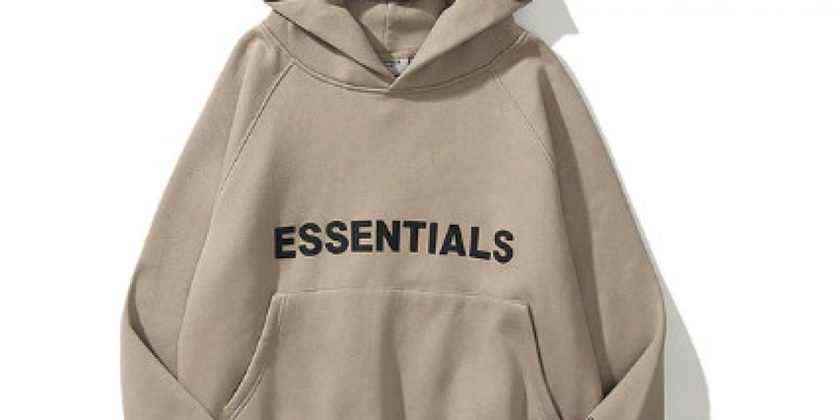 Essentials Hoodie Canada: Clean Designs for a Bold Statement